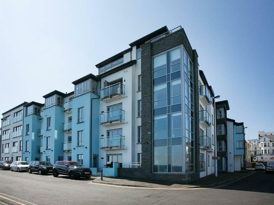 Blue Pool View Apartment Portrush Exterior foto